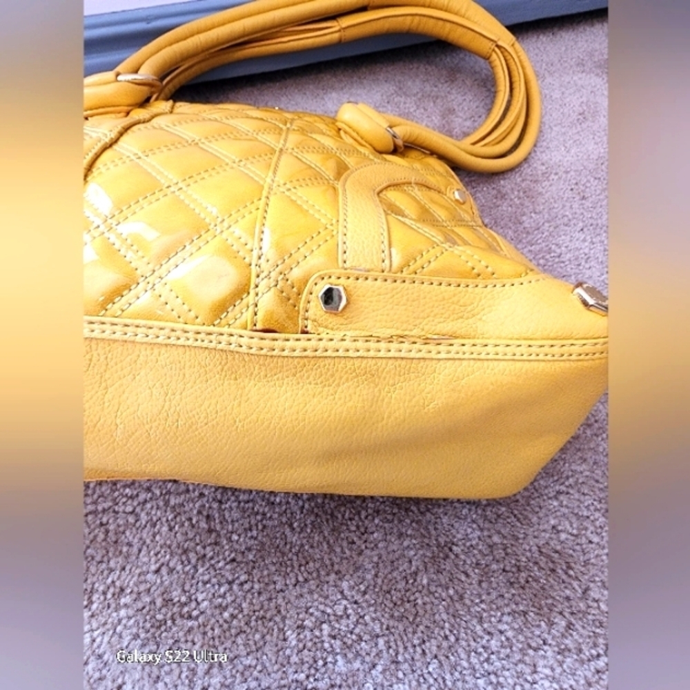 Gianni Bini Shoulder Bag - Picture 9 of 14